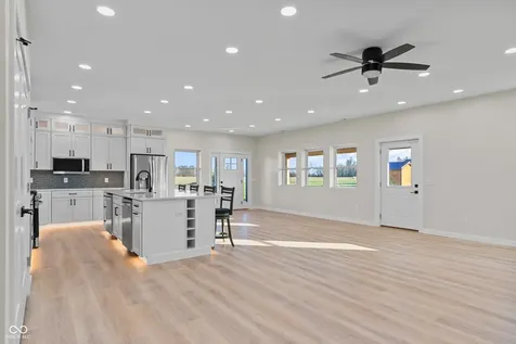 1928 N 300 W Greenfield IN 46140