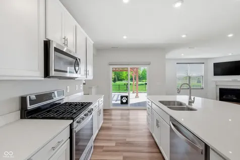 6843 Sable Point Drive Brownsburg IN 46112