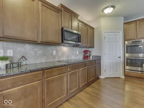 4687 Shady Ridge Row Greenwood IN 46143