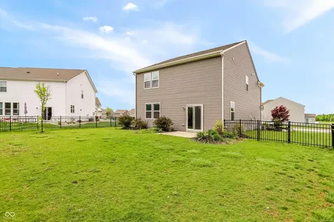 989 Kensington Drive Danville IN 46122