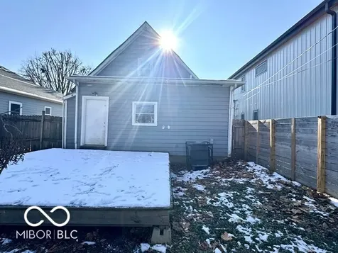 2202 Woodlawn Avenue Indianapolis IN 46203