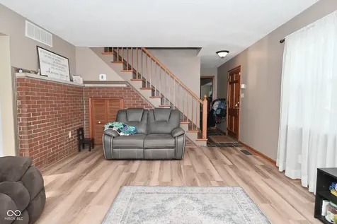 2517 Lawrence Avenue Indianapolis IN 46227