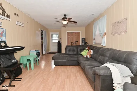 2517 Lawrence Avenue Indianapolis IN 46227