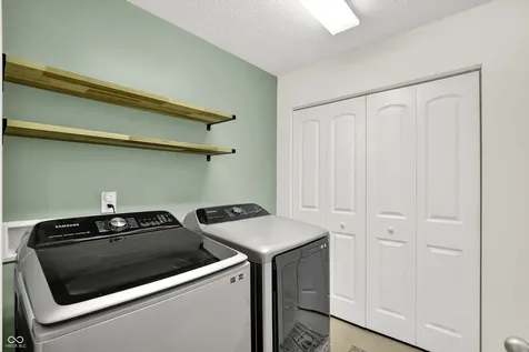 3780 Dusty Sands Road Whitestown IN 46075