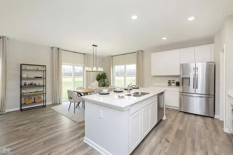 10909 Helmcrest Drive Indianapolis IN 46239
