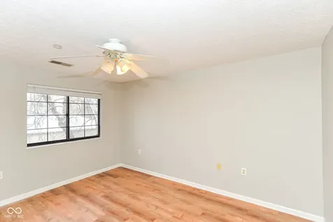 8820 Yardley Court Indianapolis IN 46268