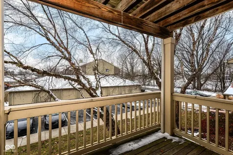 8820 Yardley Court Indianapolis IN 46268