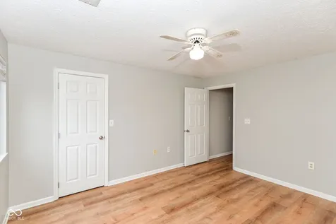 8820 Yardley Court Indianapolis IN 46268