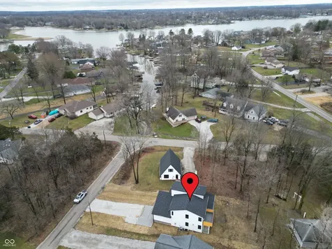 630 Mill Springs Coatesville IN 46121