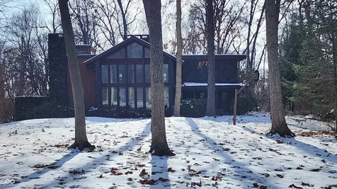 1677 W Forest Road Crawfordsville IN 47933