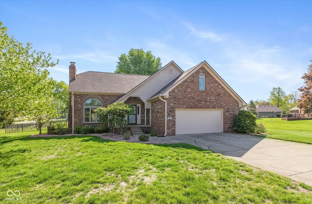 1967 Rudgate Drive Avon IN 46123