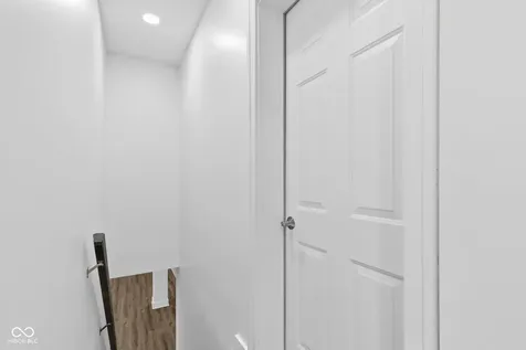 4705 Allisonville Road Indianapolis IN 46205