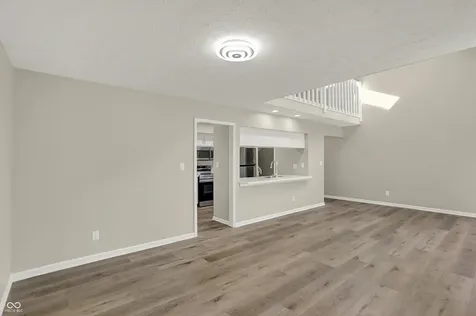8163 Frisco Way Indianapolis IN 46240