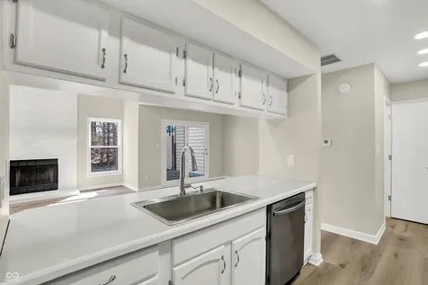 8163 Frisco Way Indianapolis IN 46240