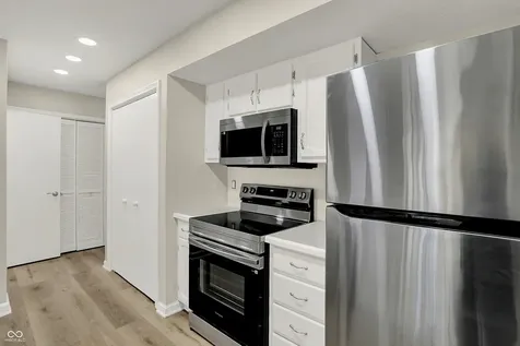 8163 Frisco Way Indianapolis IN 46240