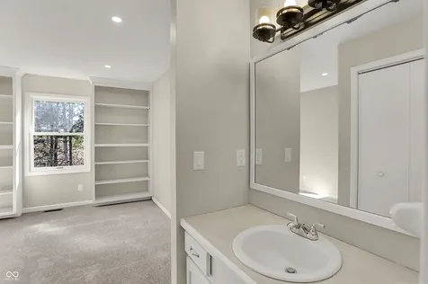 8163 Frisco Way Indianapolis IN 46240