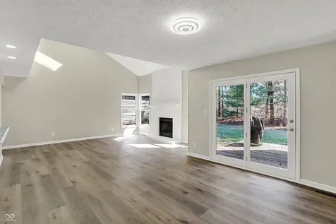 8163 Frisco Way Indianapolis IN 46240