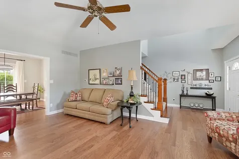 2119 Scarlet Oak Drive Avon IN 46123