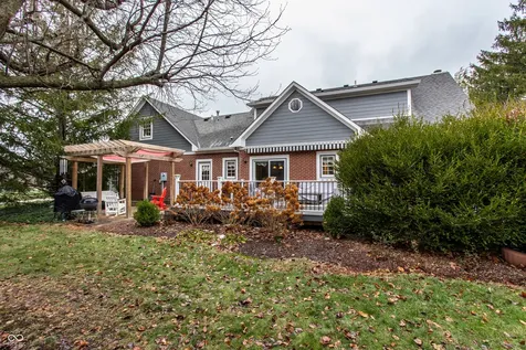 2119 Scarlet Oak Drive Avon IN 46123