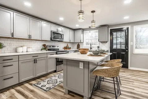 6329 Allisonville Road Indianapolis IN 46220