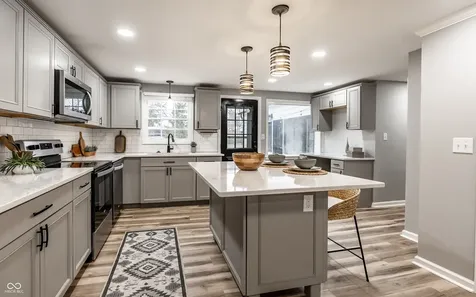 6329 Allisonville Road Indianapolis IN 46220
