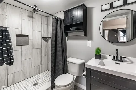 6329 Allisonville Road Indianapolis IN 46220
