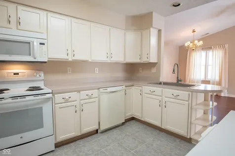 6510 Waybridge Court Indianapolis IN 46237