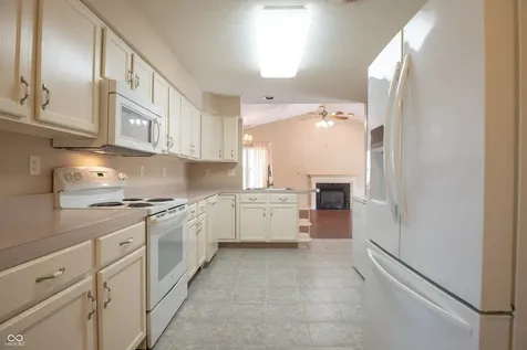 6510 Waybridge Court Indianapolis IN 46237