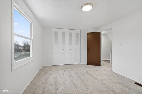 10186 Dedham Drive Indianapolis IN 46229