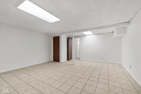 10186 Dedham Drive Indianapolis IN 46229