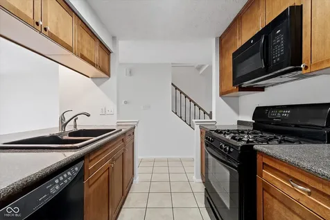 10186 Dedham Drive Indianapolis IN 46229