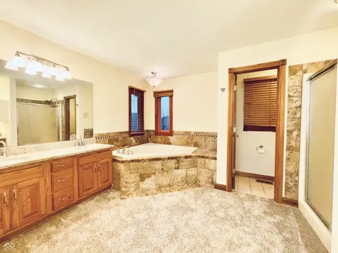 45 Meadowview Lane Greenwood IN 46142