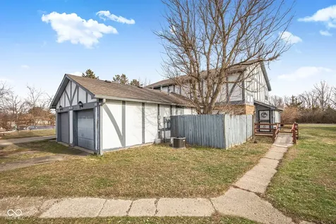 9887 Royce Drive Indianapolis IN 46235