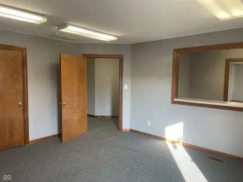 5136 E Stop 11 Road Indianapolis IN 46237