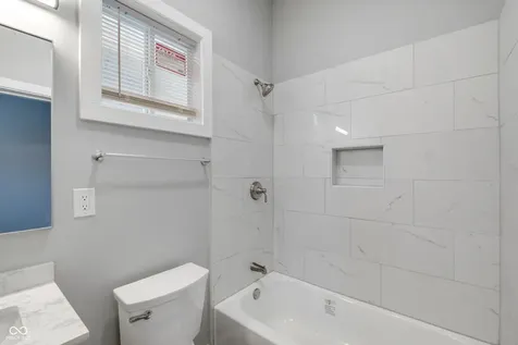 2224 N Kenwood Avenue Indianapolis IN 46208