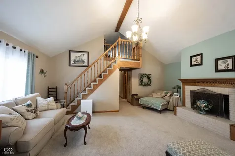 5179 W Blue Bell Drive New Palestine IN 46163