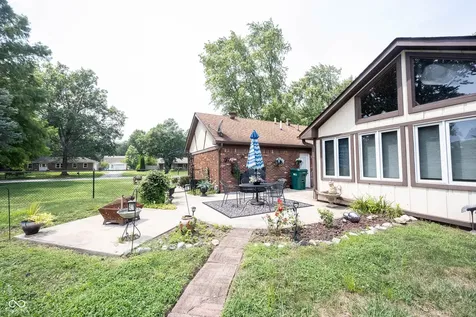 5179 W Blue Bell Drive New Palestine IN 46163