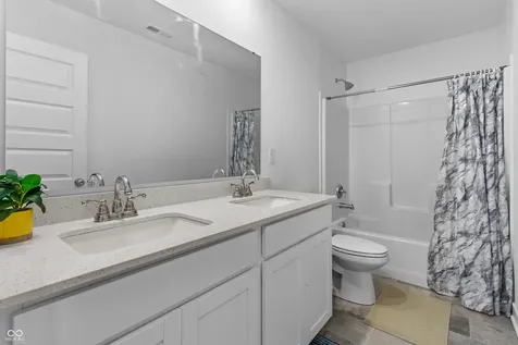 726 Oxford Lane Danville IN 46122