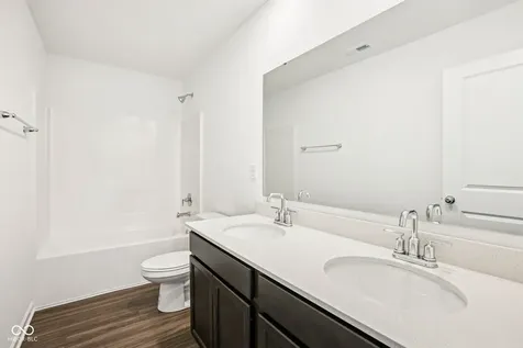 12140 Olivine Avenue Cumberland IN 46229
