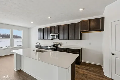 12140 Olivine Avenue Cumberland IN 46229