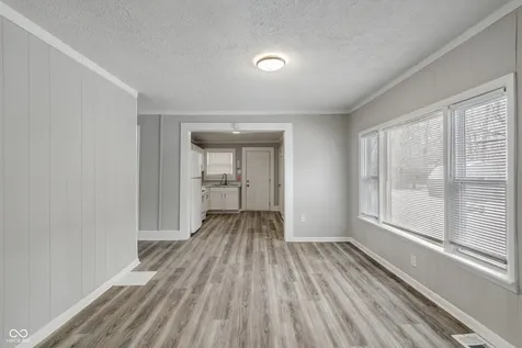 2029 E 44th Street Indianapolis IN 46205