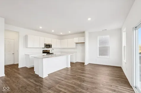 12146 Olivine Avenue Cumberland IN 46229
