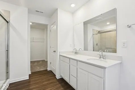 12146 Olivine Avenue Cumberland IN 46229