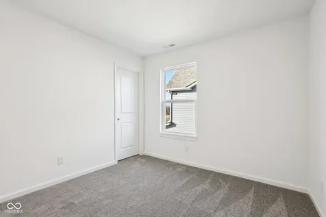 12146 Olivine Avenue Cumberland IN 46229