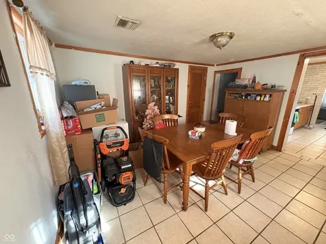 2216 Hawcreek Avenue Columbus IN 47201