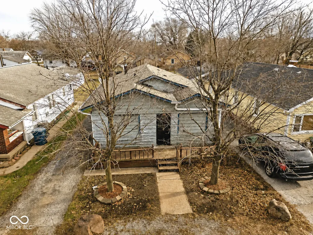 321 S Lyons Avenue Indianapolis IN 46241