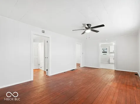 321 S Lyons Avenue Indianapolis IN 46241