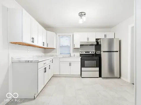 321 S Lyons Avenue Indianapolis IN 46241