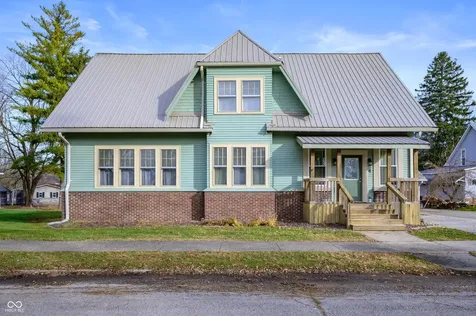 4 W Henley Street Carthage IN 46115