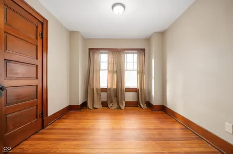 4 W Henley Street Carthage IN 46115
